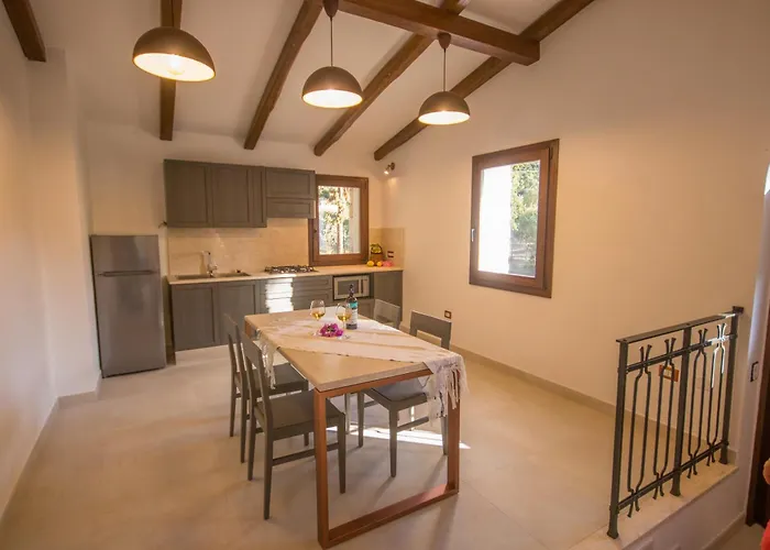 Corbezzolo Capelvenere 多尔加利